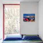 Daire Emerald House *